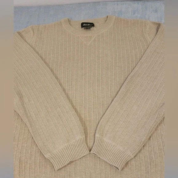 Eddie Bauer Men's Beige Crewneck Sweater - Picture 7 of 11